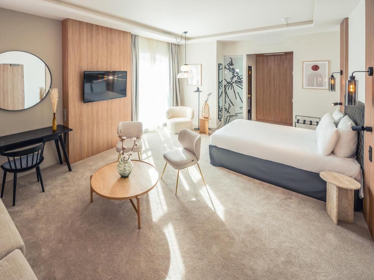 Mercure Centre